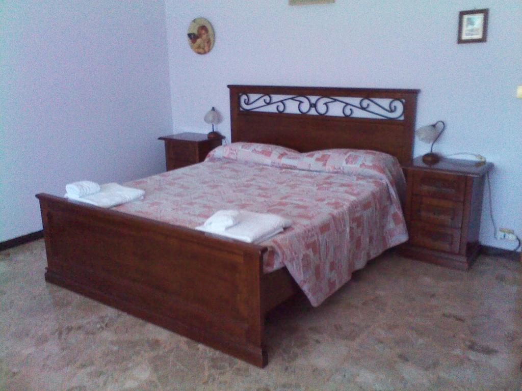 Bed and Breakfast Casa Giordano Mombello Monferrato Zimmer foto