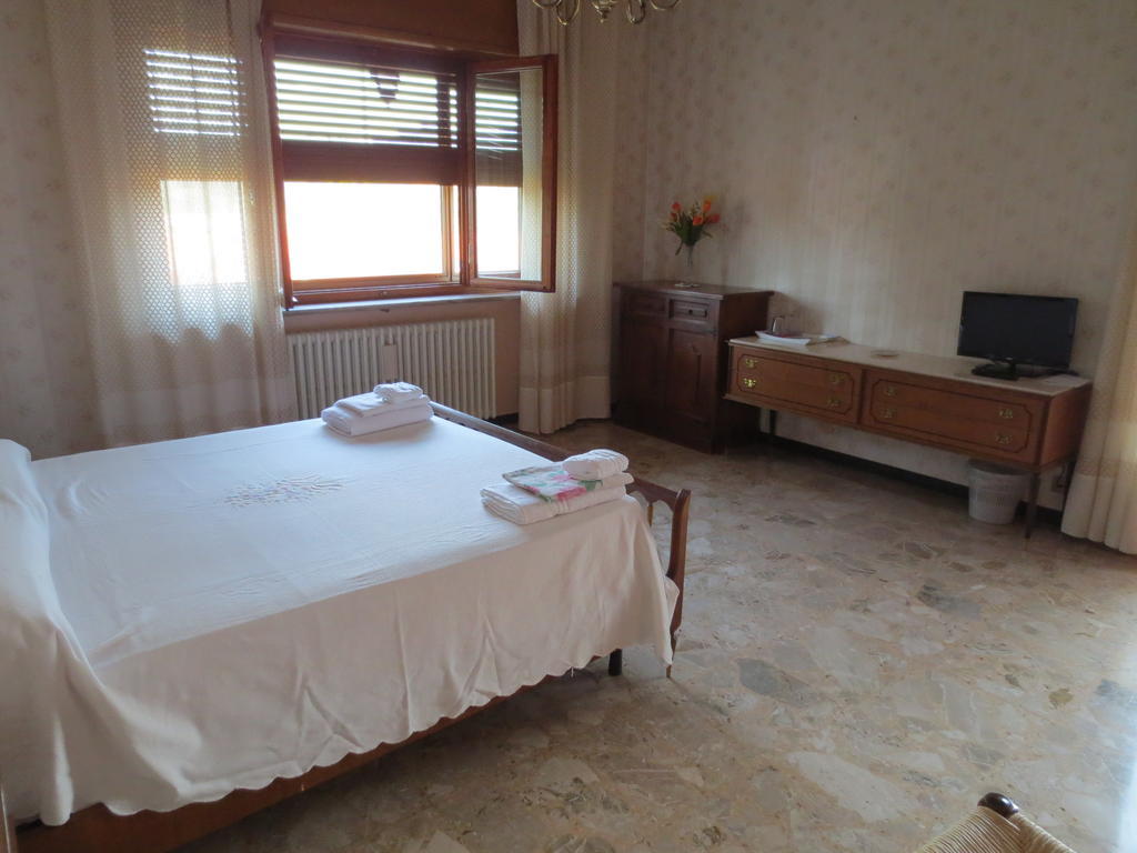 Bed and Breakfast Casa Giordano Mombello Monferrato Zimmer foto